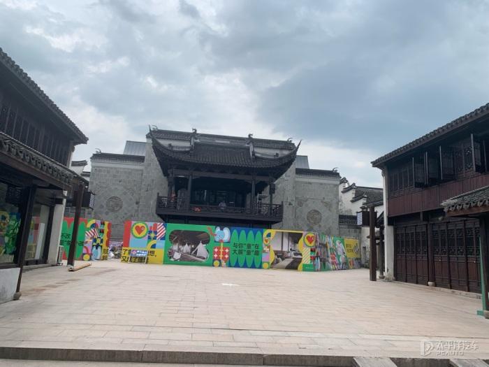 本人在杭州 想问下大家十一去哪里玩比较好 不要太远 主要想放松下心情